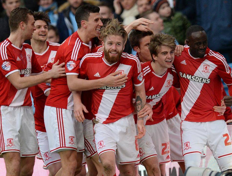 爱游戏官网-斯托克城主场不敌对手，陷入保级困境的简单介绍