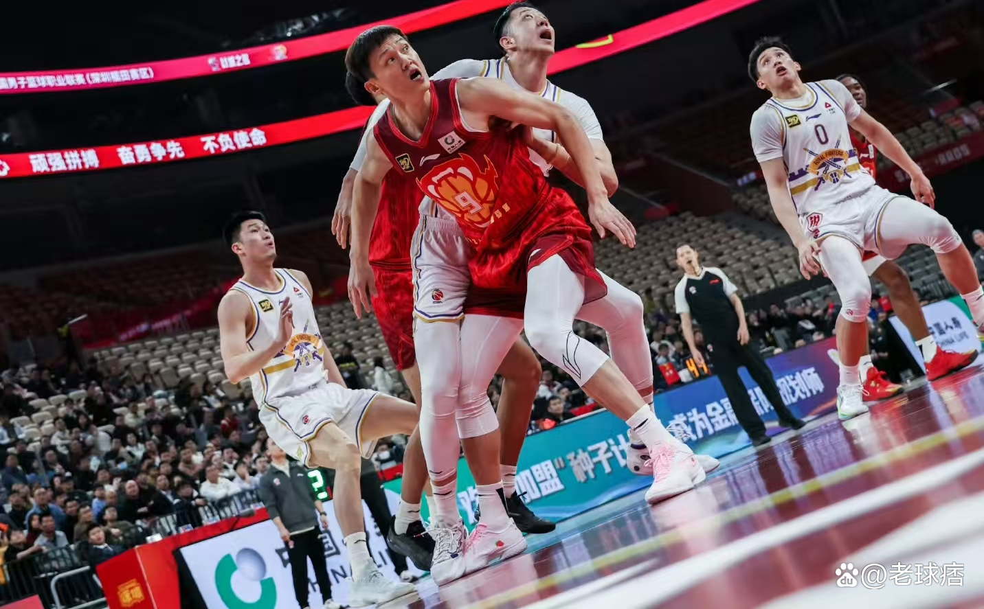 爱游戏官网-体育精神展现无瑕，携手压倒对手力争胜利的简单介绍