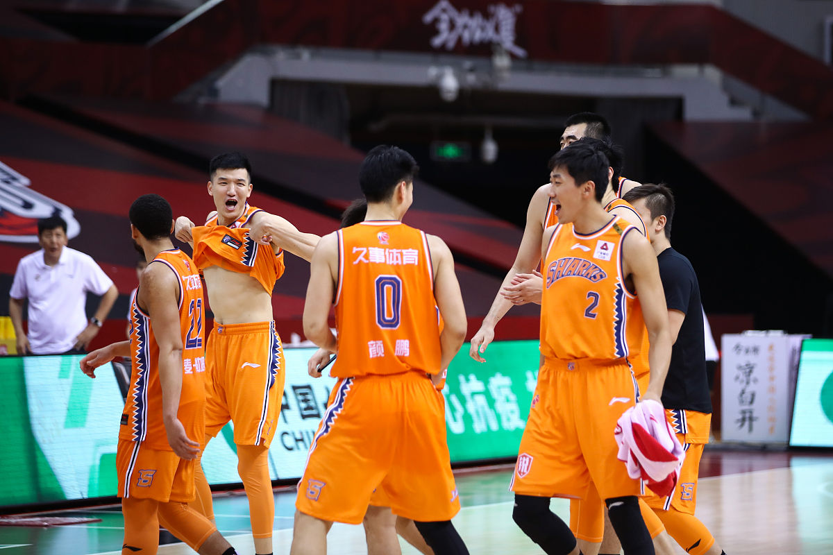 爱游戏官方入口-江苏队全队发挥出色，取得连胜