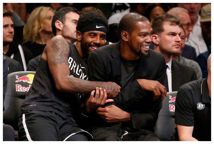 强强对决白热化,球队实力胜负难分 强强对决白热化,球队实力胜负难分