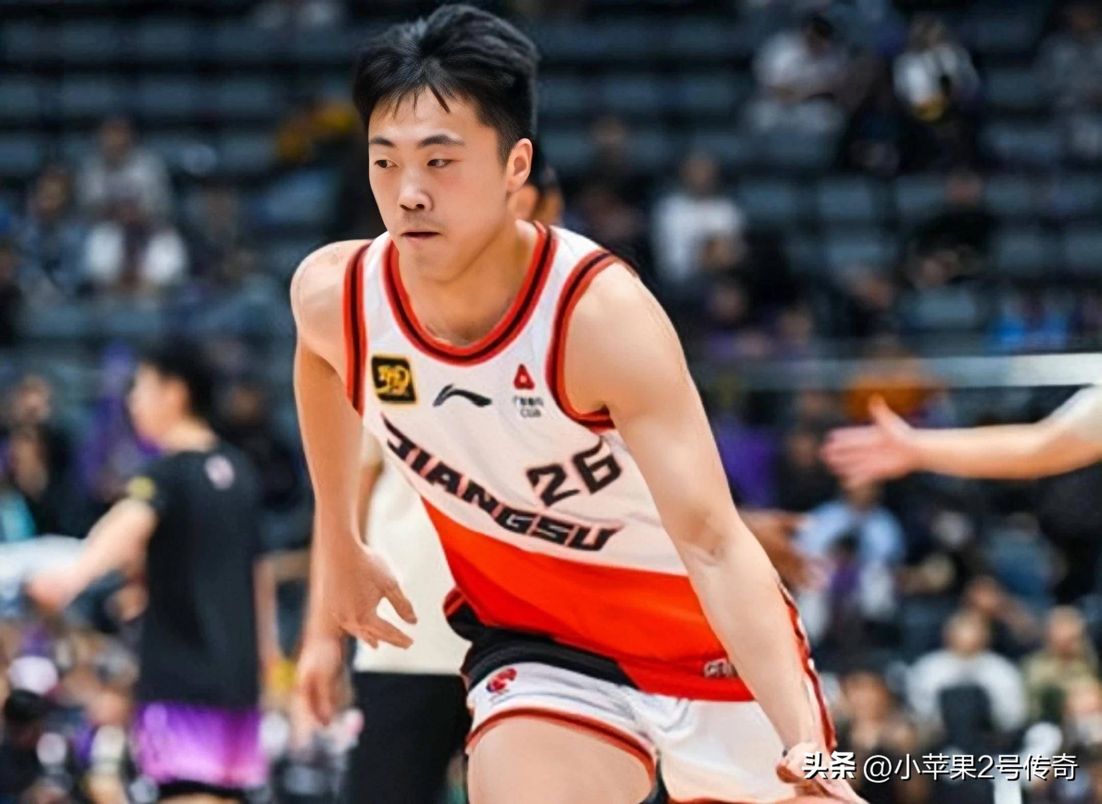 爱游戏网页版入口-江苏队在最新比赛中取得胜利，继续稳步前进