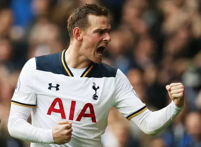 都灵客场惨败热那亚，遭遇两连败