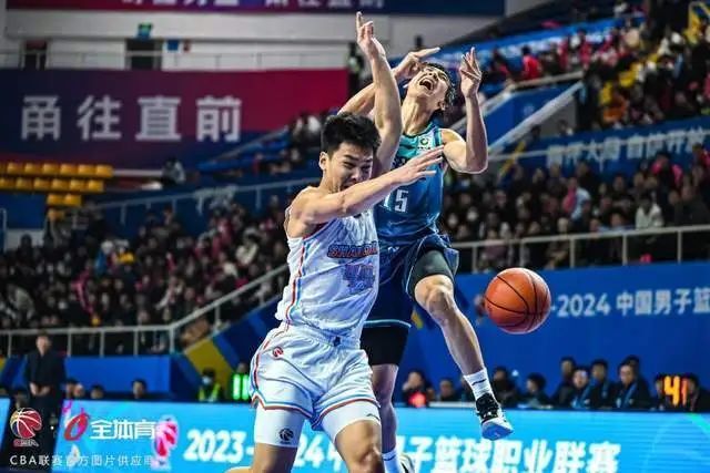 爱游戏亚洲官网-江西队球员状态回升，季后赛有望