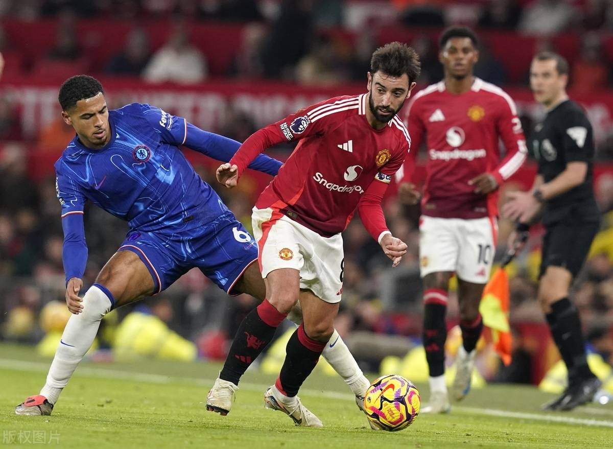 包含进球如潮！球队斗志高昂展现战斗力的词条