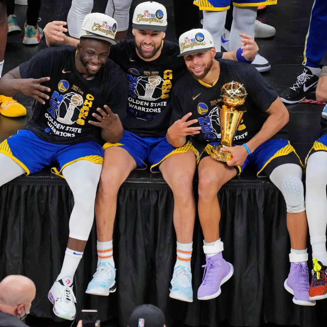 爱游戏入口-包含荷甲实力派球队大换血，挑战冠军头衔的词条