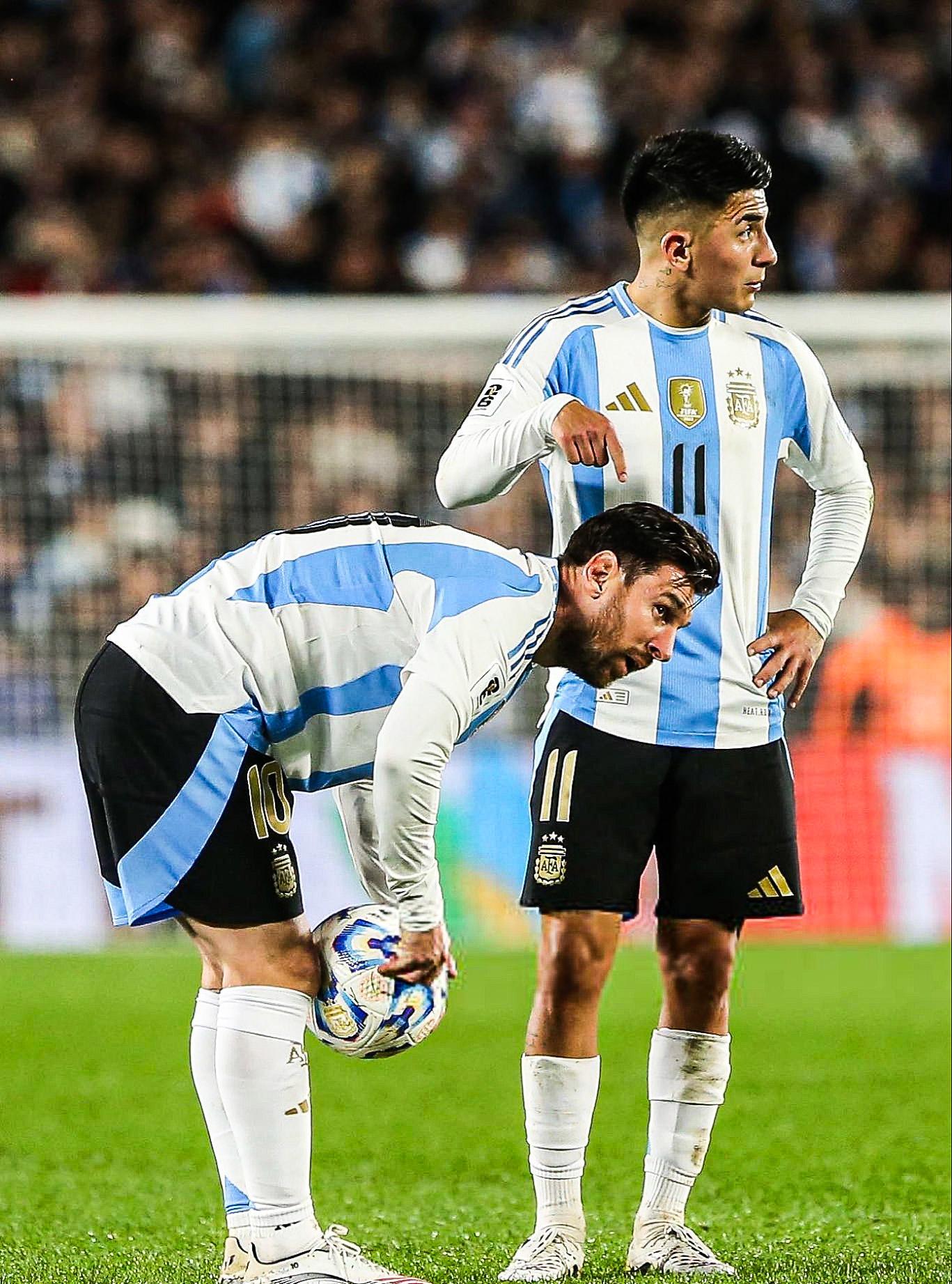 阿根廷球员在欧洲赛场展现技巧