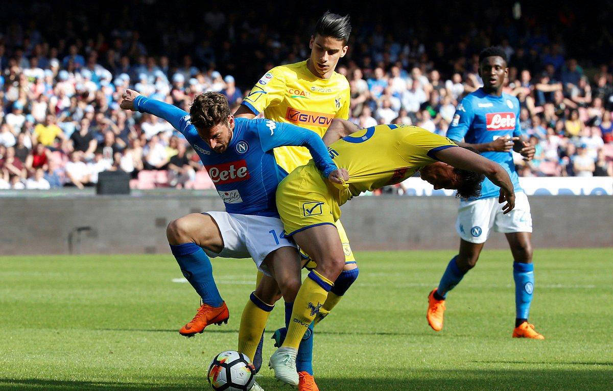 爱游戏网页版入口-包含那不勒斯中场失误频频，连遭两连败的词条